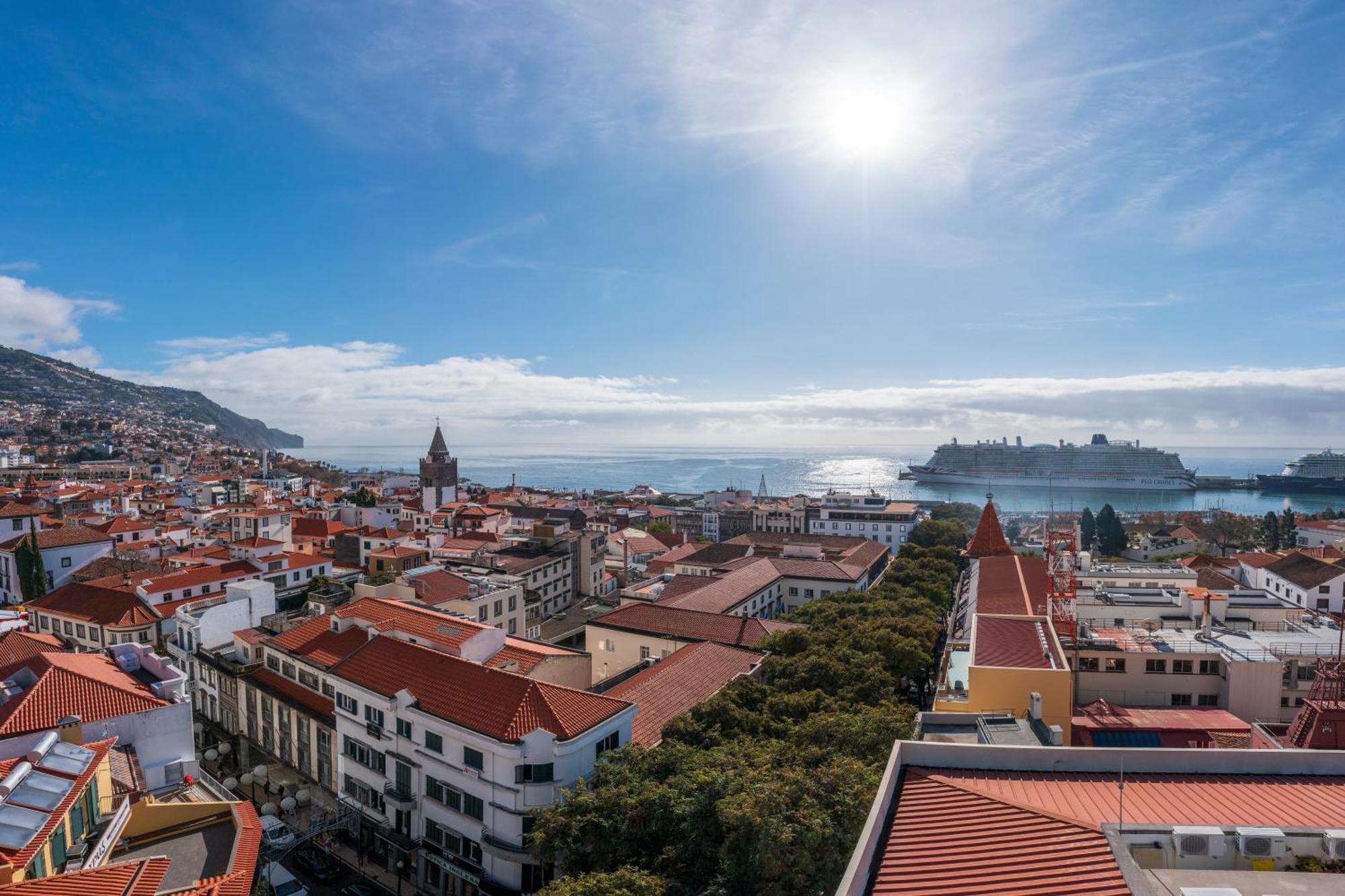 Art Deco Central Apartments, Funchal ภายนอก รูปภาพ